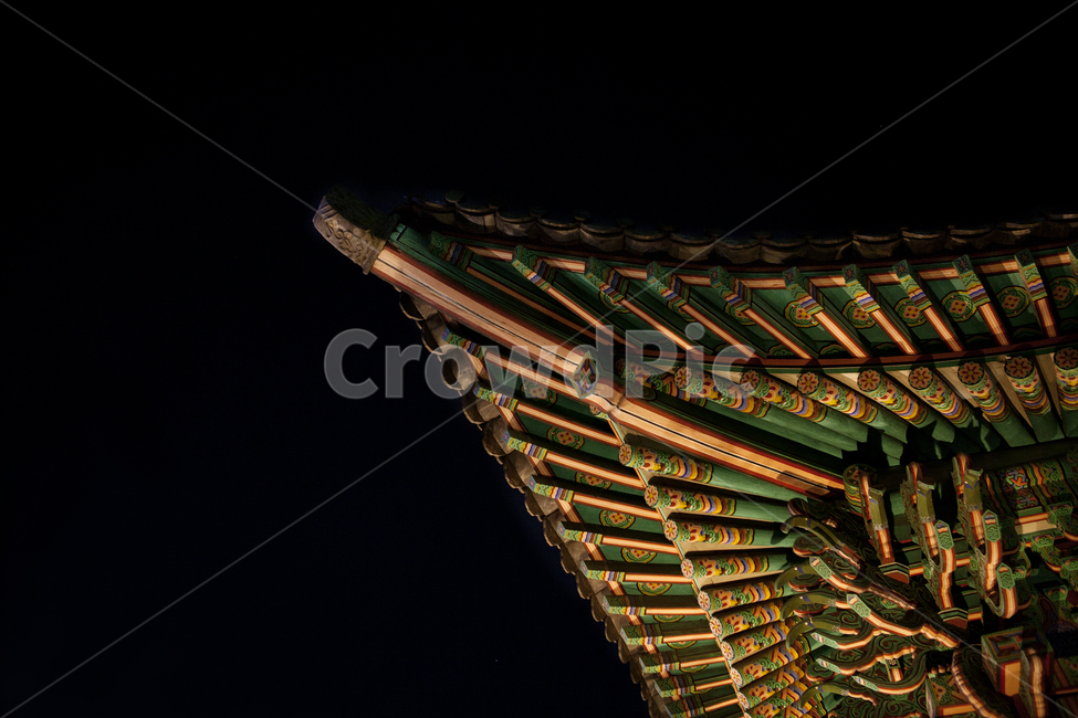 궁,처마,야간,단청,전통,palace,eaves,dancheong,tradition,야경,밤,풍경,nightscape,night,landscape,한국전통,한국문화,korean traditional,korean culture,건축물,건물외관,exterior,building,structure,architecture,construction