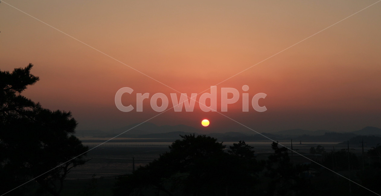 석양,해넘이,일몰,하늘,풍경,자연,풍경,nature,landscape,outdoors,옥외,dusk,황혼,sunset,sky,dawn,새벽,red sky,붉은 하늘,sunlight,햇빛