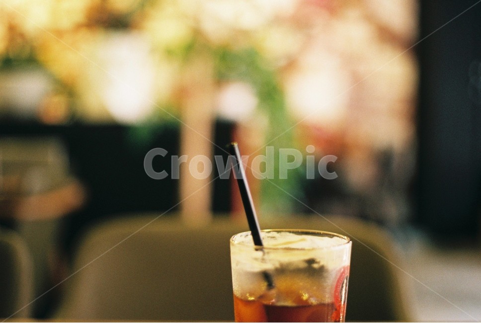 아이스아메리카노,아이스커피,커피,카페,필름카메라,film,ice,coffee,cafe,유리잔,cup,glass,아웃포커싱,outfocusing,커피,카페,coffee,cafe,감성,sensible,feeling