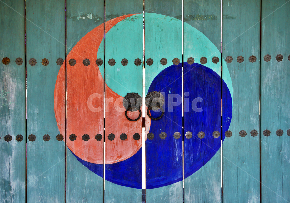 제주향교,향교,제주도,용담동,1827년,대문,태극,문고리,전통,삼태극,한국전통,한국문화,korean traditional,korean culture