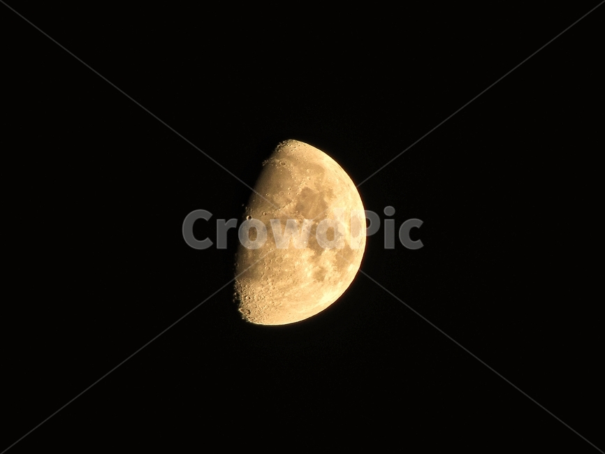 달,상현달,밤,배경,야경,우주,천체,위성,야경,밤,풍경,nightscape,night,landscape,outer space,대기권 밖,astronomy,천문학,moon,outdoors,옥외,nature,자연,universe