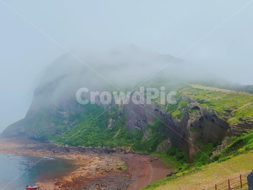 제주도,성산일출봉,안개,풍경,고화질,초고화질,제주도풍경,자연,풍경,nature,landscape,outdoors,옥외,weather,날씨