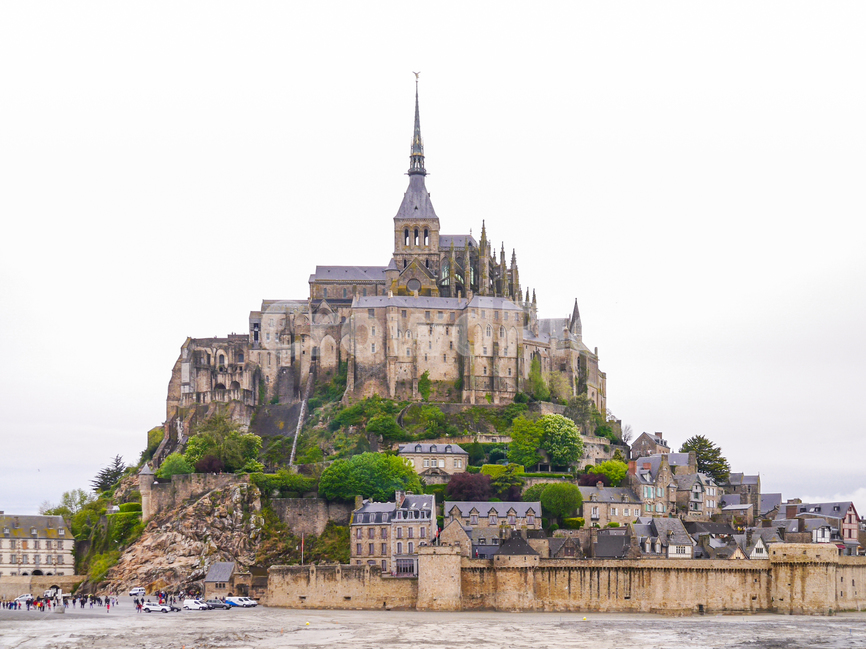 old castle,castle,UNESCO,tourist destination,Europe,island,world cultural heritage,medieval,tourist attraction,Mont SaintMichel,scenery,famous place,cultural heritage,monastery,ruins,Normandy,France,landmark
