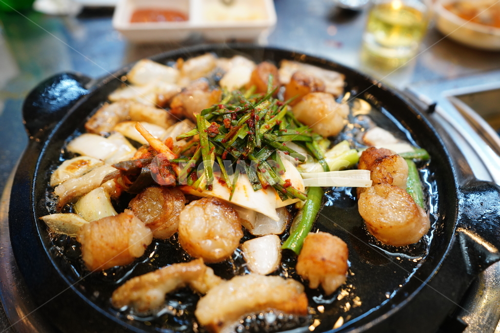 술안주,막창,곱창,염통,대창,소,육식,육류,먹방,음식,부추,안주,불판,술자리,모임,푸드,음식,식재료,요리,food,cook,meal,dishes,food reserves,육류,고기,meat