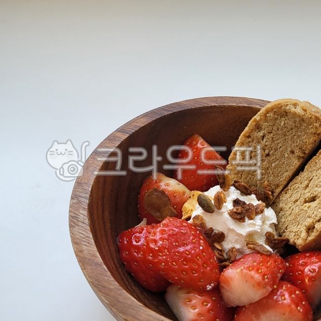 딸기,strawberry,딸기요거트,yogurt,요거트,요거트볼,yogurtball,비스코티,bread,빵,다이어트,다이어트식단,식단,diet,카페,cafe,홈카페,homecafe