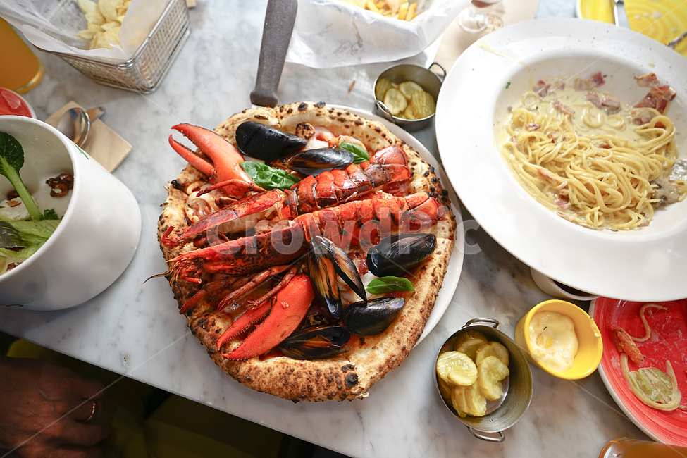 랍스타,랍스터,랍스타피자,피자,음식,먹거리,pizza,lobster,이탈리안,푸드,색감,해산물,외식,식사,음식,식재료,요리,food,cook,meal,dishes,food reserves,양식,서양음식,서양요리,western food,western dishes,western meal,western cook