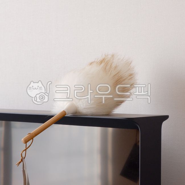 먼지떨이,먼지털이,청소도구,청소용품,인테리어용품,브러쉬,양모털이,양모떨이,electronics,전자제품,screen,화면,cleaning,청소