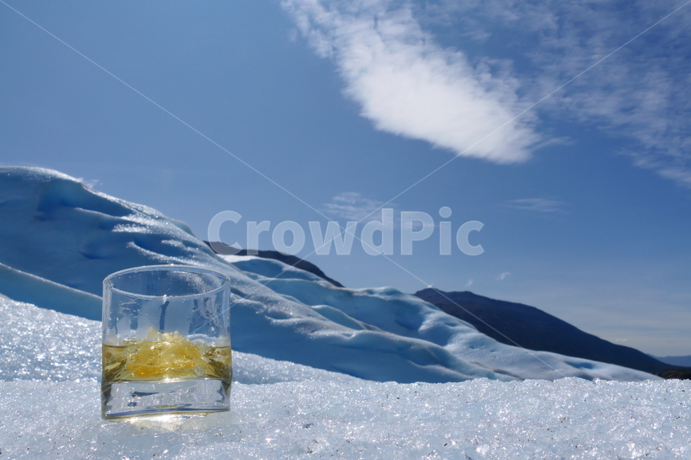 모레노빙하,모레노,morenoglacier,빙하,glacier,자연,nature,mountain,산,ice,빙,snow,눈,위스키,얼음위스키,얼음,보드카,얼음보드카,술,주류,alcohol