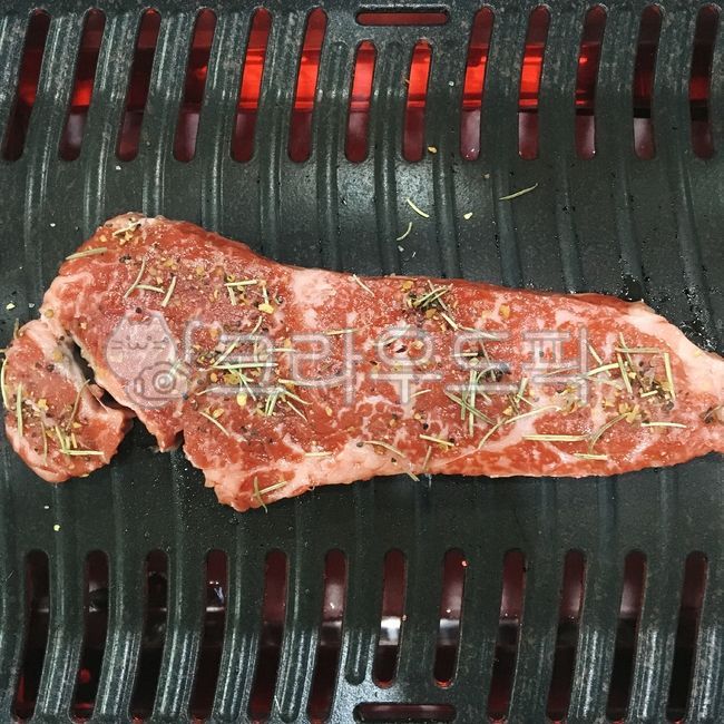 Grilled beef,Grill,steak,Beef Steak,meat,Rosemary,beef,cooking,food