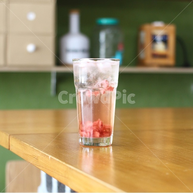 딸기에이스,딸기,에이드,탄산수,딸기청,수제청,음료수,drink,beverage