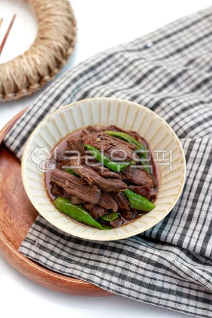 Beef stew with red pepper sauce,Jangjorim,stewed meat,braised beef stew,cooking,food,Braised pork stew