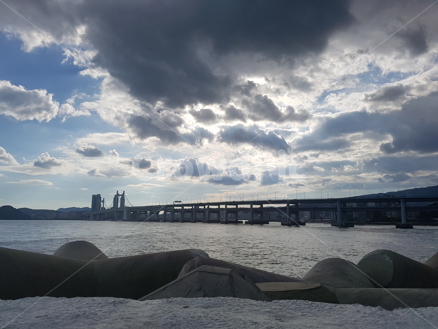 바다,하늘,물,다리,자연,water
