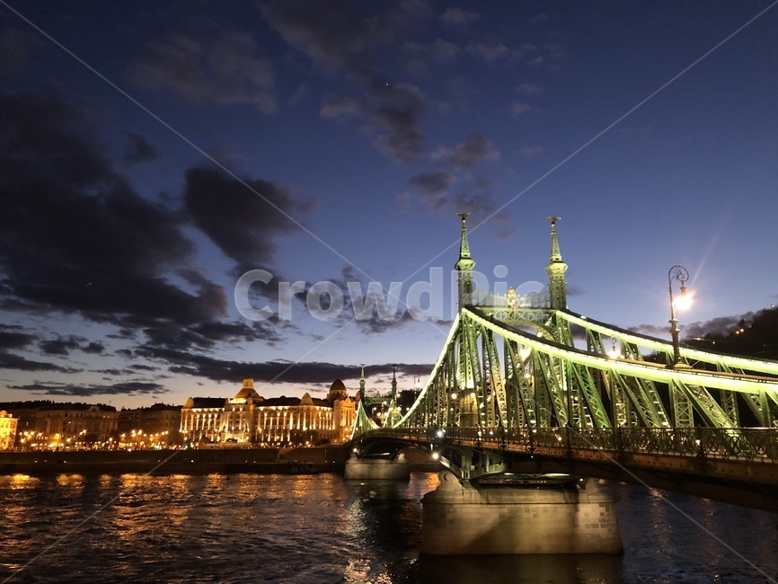 bridge,다리,건물,중심지,city