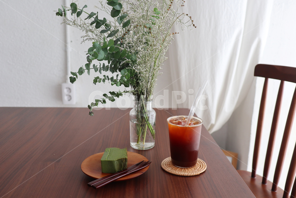 커피,테이블,카페,테린느,디저트,플레이팅,음식,식재료,요리,food,cook,meal,dishes,food reserves,디저트,간식,후식,dessert,snack,커피,카페,coffee,cafe