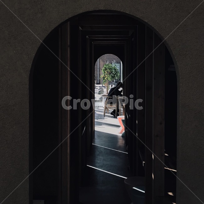 독서,원근법,우드인테리어,복도,corridor