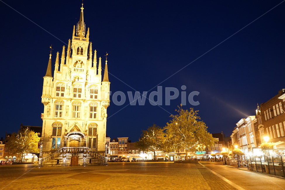 가우드,gouda,네덜란드가우다,네덜란드성당,네덜란드시청,가우다성당,가우다시청,유럽건축,유럽야경,네덜란드야경,고딕건축물,야경,밤,풍경,nightscape,night,landscape,랜드마크,landmark,tourist attraction,세계랜드마크,해외랜드마크,외국랜드마크,world landmark,world tourist attraction,건축물,건물외관,exterior,building,structure,architecture,construction,urban,어반,city,시티,downtown,도심,건물,town,도시