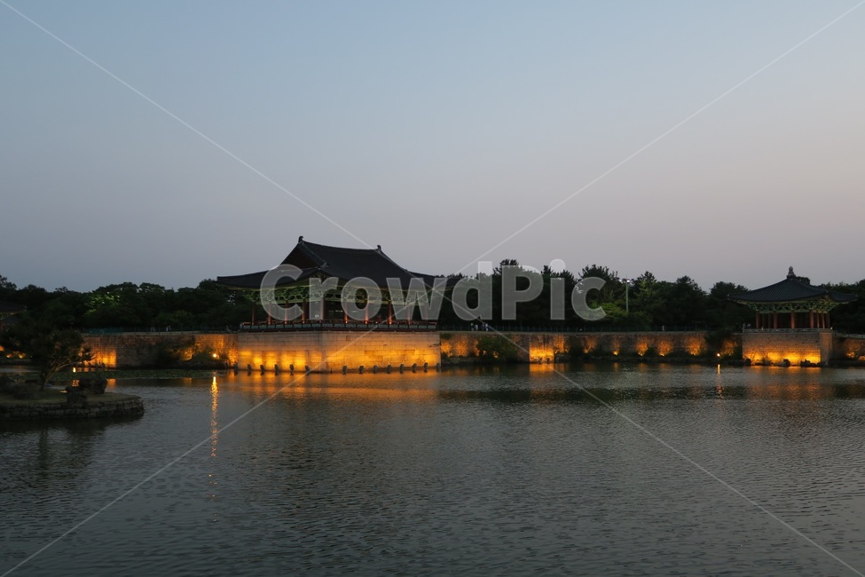 경주,안압지,야경,풍경,자연,야경,밤,풍경,nightscape,night,landscape,한국전통,한국문화,korean traditional,korean culture,랜드마크,landmark,tourist attraction,한국랜드마크,한국관광지,한국명소,korea landmark,korea tourist attraction,건축물,건물외관,exterior,building,structure,architecture,construction