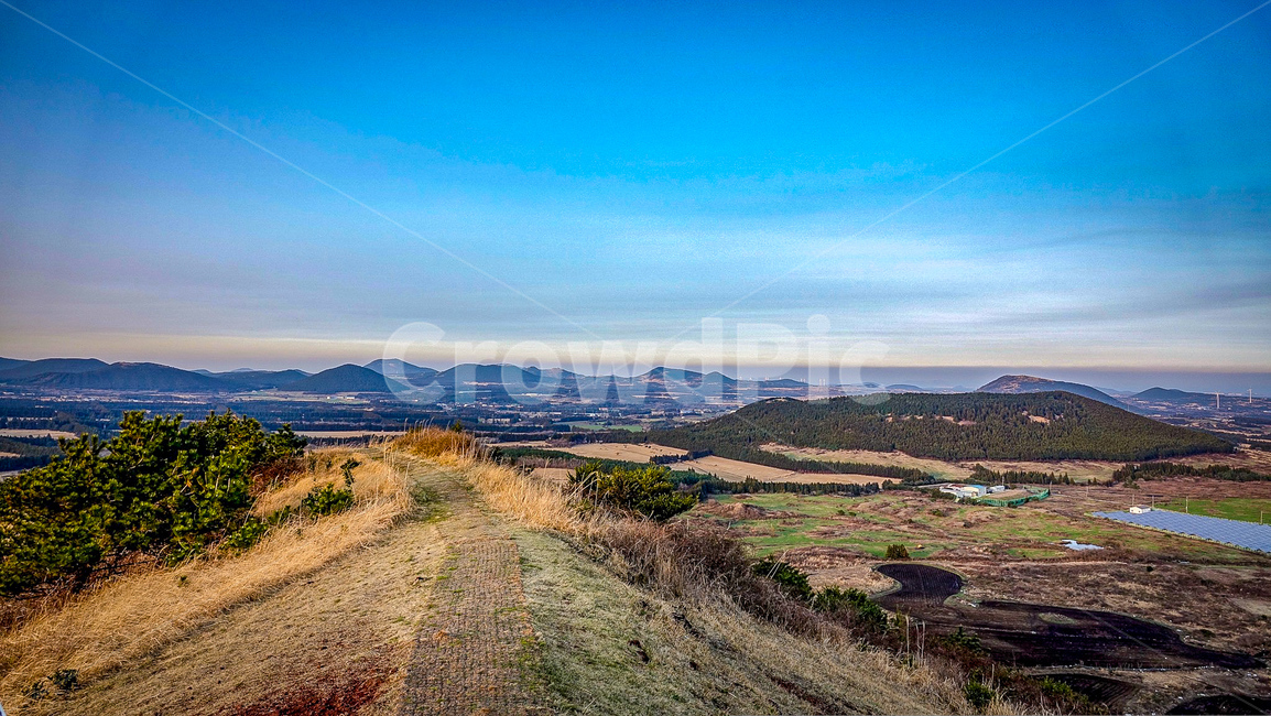 제주,풍경,자연,제주도풍경,절경,하늘,맑은날,오름,언덕,자연,풍경,nature,landscape,한국자연풍경,한국자연경관,korea nature landscape,제주도,jeju,jeju island,outdoors,옥외