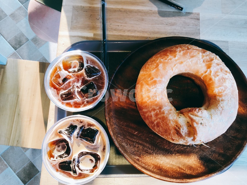 여수,나무애그림카페,마늘빵,커피,아메리카노,카페,도넛,여수카페,티타임