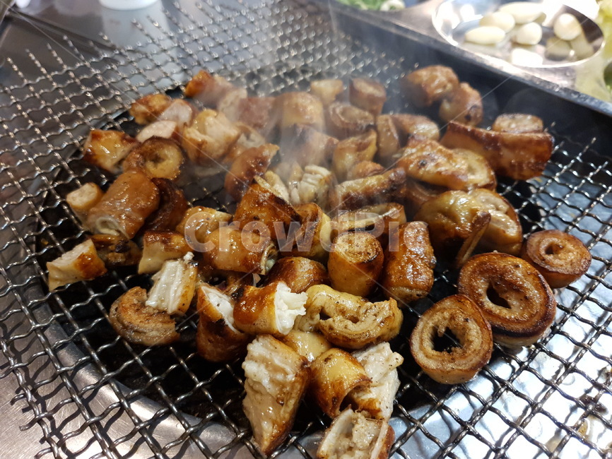 음식,food,막창,대구,구공탄,구이,연탄,숯불,연기,요리,내장,돼지내장,철판,탄음식,불내,맛집,구이막창,막창구이,음식,식재료,요리,food,cook,meal,dishes,food reserves