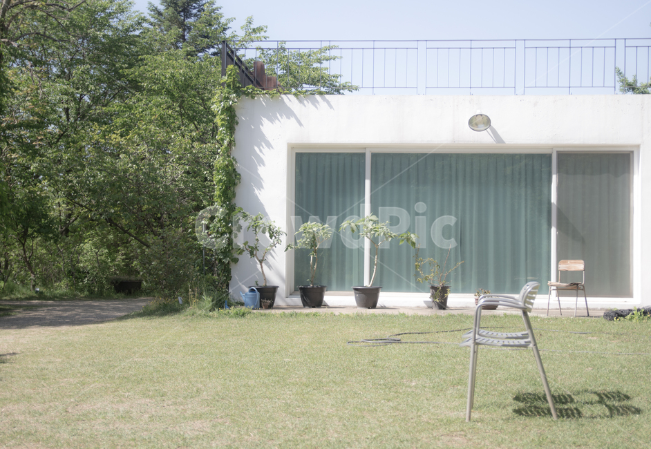 가구,chair,의자,furniture,잔디,식물,plant,grass,건축물,당진