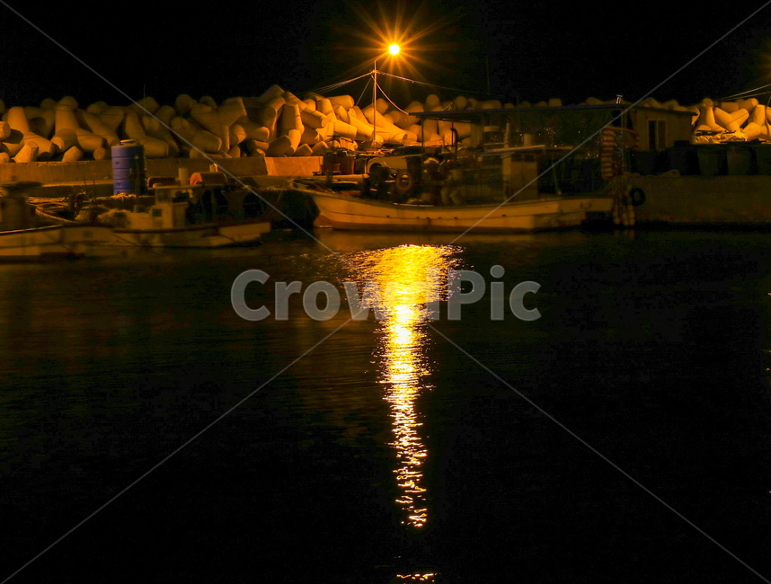 새벽,배,항구,가로등,바다,야경,감성,ship,sea,nightview,야경,밤,풍경,nightscape,night,landscape,산업,industry,industrial,어업,fishery,fishing industry