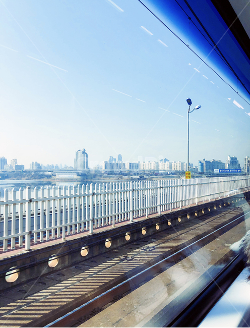 seoul,metro,urban,pattern,city,hanriver,bridge,line2,sky,landscape,nature,korail,subway,서울,도시,지하철,메트로,하늘,풍경,한강,건물,패턴,교각,가로등,빌딩,도시,풍경,city,landscape,한국도시풍경,한국도시경관,korea cityscape,교통,교통수단,traffic,transportation,railway,철도,rail,레일,train track,기찻길