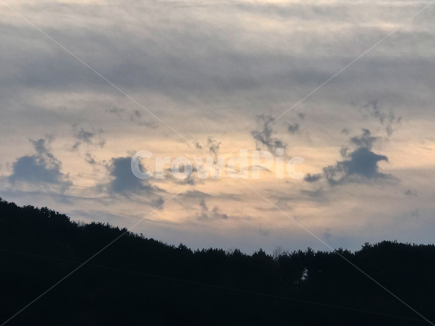 자연,옥외,날씨,야외,구름,하늘,산,해질녘,저녁,beautiful,beauty,cloud,clouds,color,evening,landscape,light,natural,nature,orange,outdoor,silhouette,sky,sun,sunset,tree,view