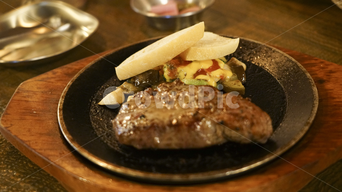 스테이크,steak,소고기,쇠고기,송아지고기,양식,음식,식재료,요리,food,cook,meal,dishes,food reserves,육류,고기,meat,양식,서양음식,서양요리,western food,western dishes,western meal,western cook