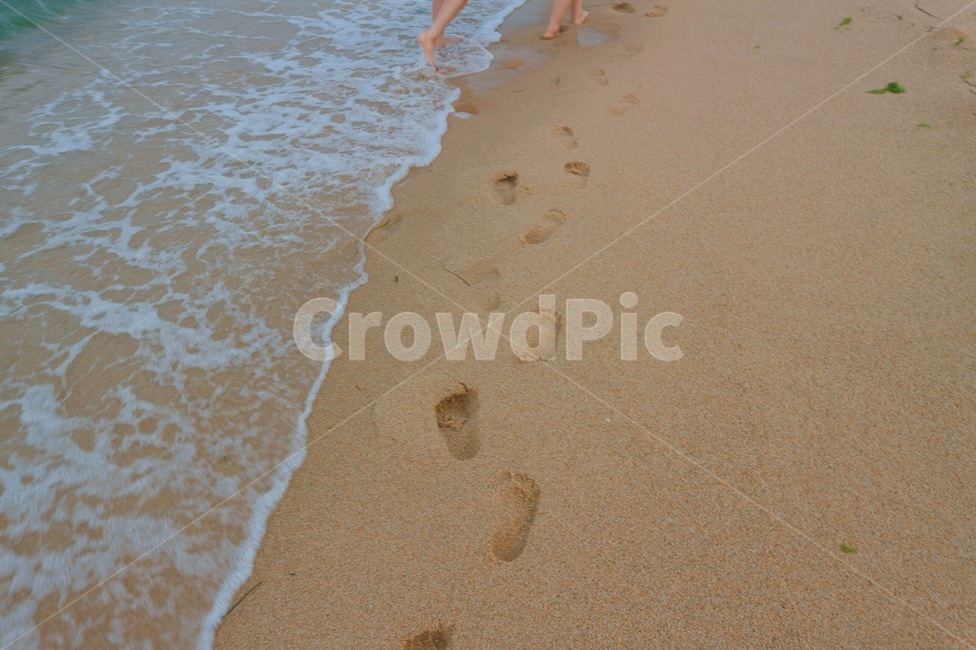 바다,발자국,footprint,해수욕장,모래사장,sandybeach,beach,sea,summer,vacation,healing,foot,feet,leg,발바닥,발,모래,바국,trace,흔적,발자취,행보,여정,memory,sensible,감성,힐링,사람,시간,방학,해변,바다,beach,sea