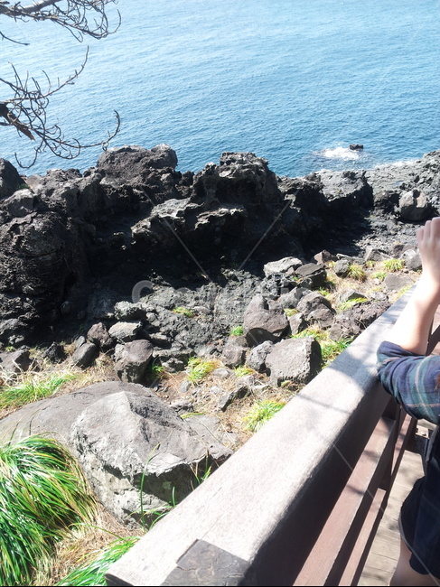 주상절리,제주도,주상절리대,서귀포,관광지,제주도,jeju,jeju island,human,인간,person,사람