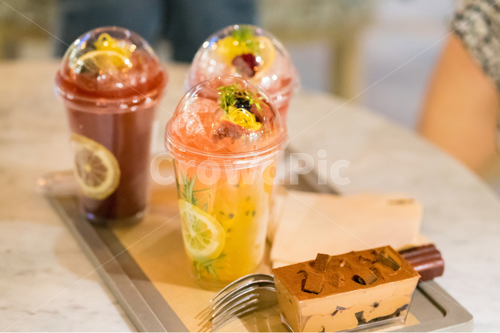 에이드,카페,티라미수,레몬에이드,자몽에이드,음식,식재료,요리,food,cook,meal,dishes,food reserves,디저트,간식,후식,dessert,snack,음료수,drink,beverage