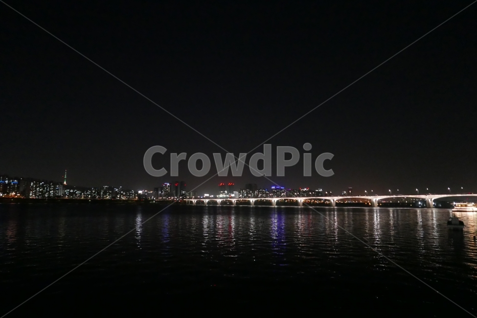 	한강,밤,서울,강변,풍경,야경,밤,풍경,nightscape,night,landscape,도시,city,한국도시풍경,한국도시경관,korea cityscape,water,물,waterfront,워터 프론트,outdoors,옥외
