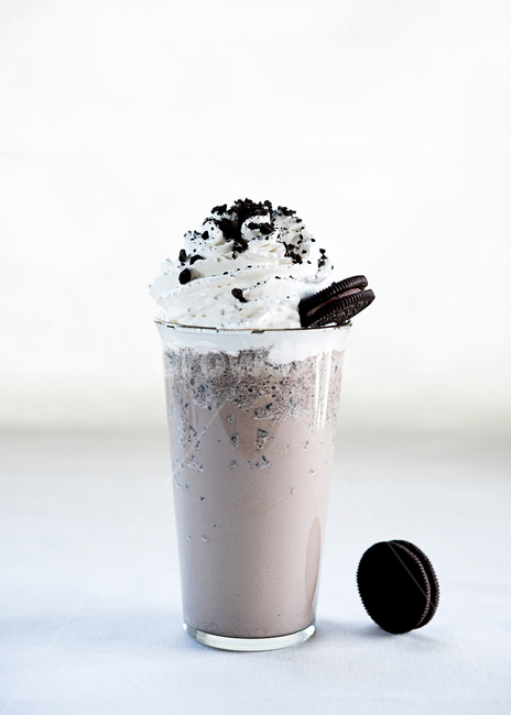 오레오라떼,쿠키라떼,쿠키스무디,오레오스무디,달달한음료,휘핑크림,쉐이크,시원한음료,음료수,drink,beverage