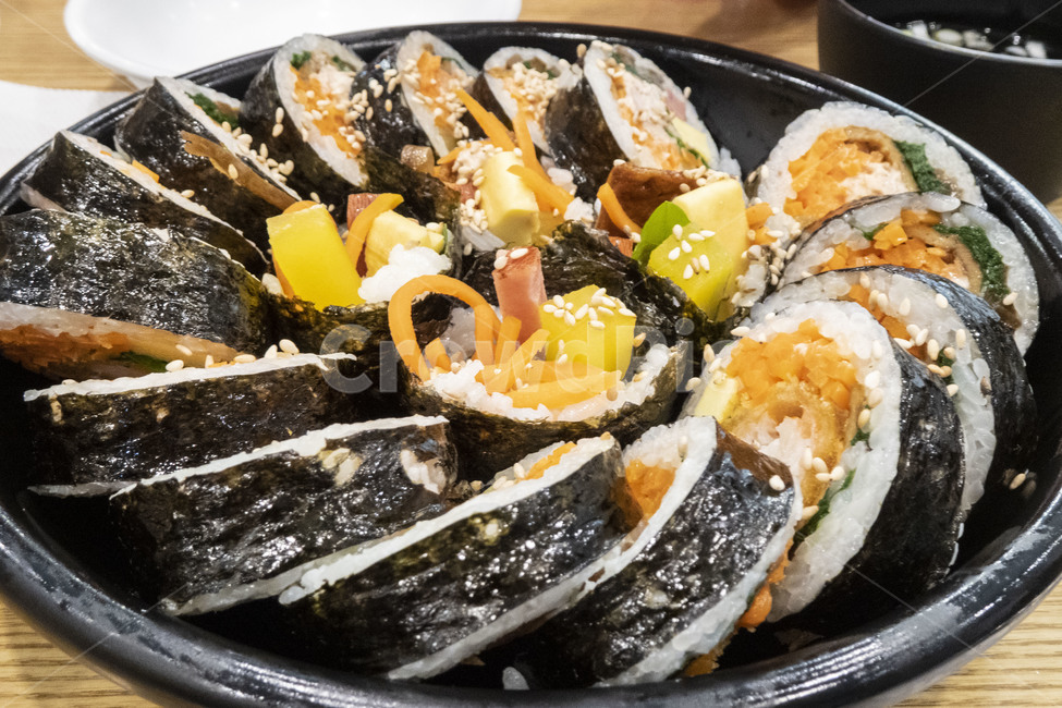 음식,분식,김밥,요리,참치김밥,새우김밥,음식,식재료,요리,food,cook,meal,dishes,food reserves,한식,한국음식,한국요리,korean food,korean dishes,korean meal,korean cook