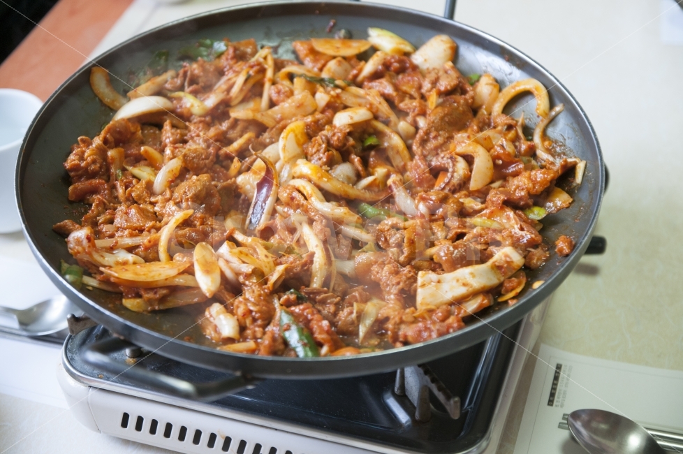백반,불고기,오징어불고기,점심식사,볶음,음식,식재료,요리,food,cook,meal,dishes,food reserves,육류,고기,meat,한식,한국음식,한국요리,korean food,korean dishes,korean meal,korean cook