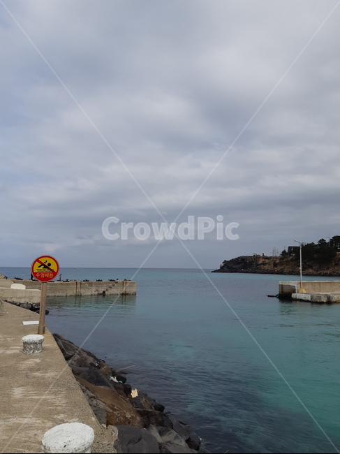 제주도,제주도바다,제주도풍경,풍경,산과바다,자연,풍경,nature,landscape,water,물,waterfront,워터 프론트,pier,교각,port,포트