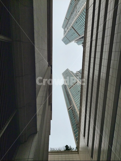 도시,틈,하늘,고층건물,building,건물