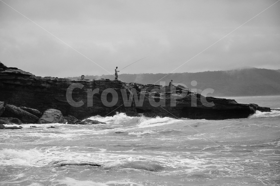호주,바다,파도,낚시,휴일,베이트먼스베이,해변,암석,돌,구름,비,물,사람들,australia,sea,water,waves,holiday,batemansbey,rock,stone,cloudy,rainy,bay,beach,people,nature,자연,자연,풍경,nature,landscape,사람,인물,인간,human,person,스포츠,레저,운동,sports,leisure,exercise,흑백,모노톤,monochrome,black and white,outdoors,옥외,ocean,대양