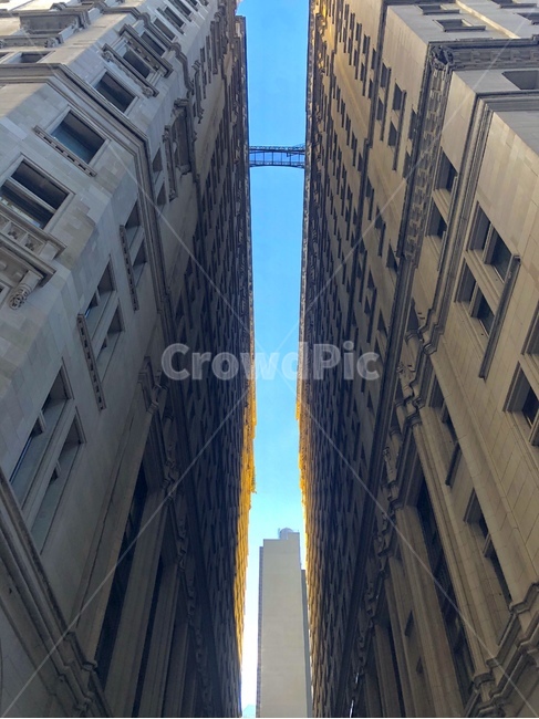 building,건물,하늘,다리,bridge,파란하늘