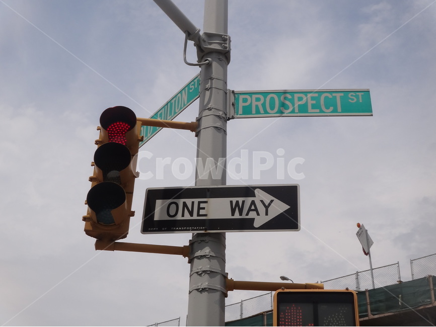 외국,미국,뉴욕,맨해튼,이정표,newyork,manhattan,street,알림,roadsign,신호등,화살표,교통,교통수단,traffic,transportation