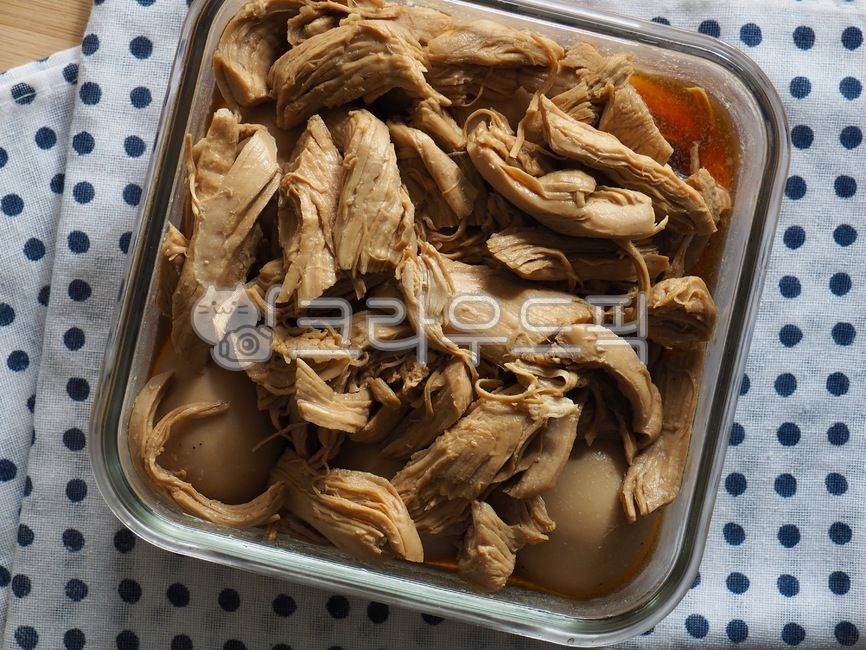 chicken,wellnessfood,boiled egg,asianfood,soy sauce,sidedish,soybean paste,Korean traditional food,side dish,wellbeing,Korean food,chickenbreast,Asian food,boiledegg,cooking,traditionalfood,braised egg,koreanfood,koreantraditionalfood,food,braised chicken