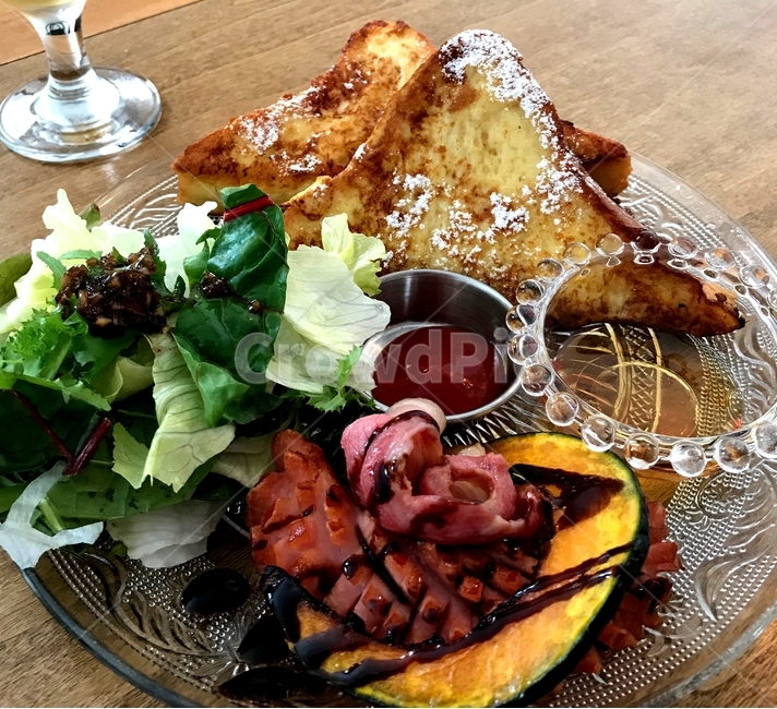 브런치,프렌치토스트,샐러드,베이컨,토스트,점심,단호박,식빵,에그토스트,brunch,lunch,breakfast,food,bread,salad,음식,식재료,요리,food,cook,meal,dishes,food reserves,아침식사,조식,브런치,breakfast,brunch