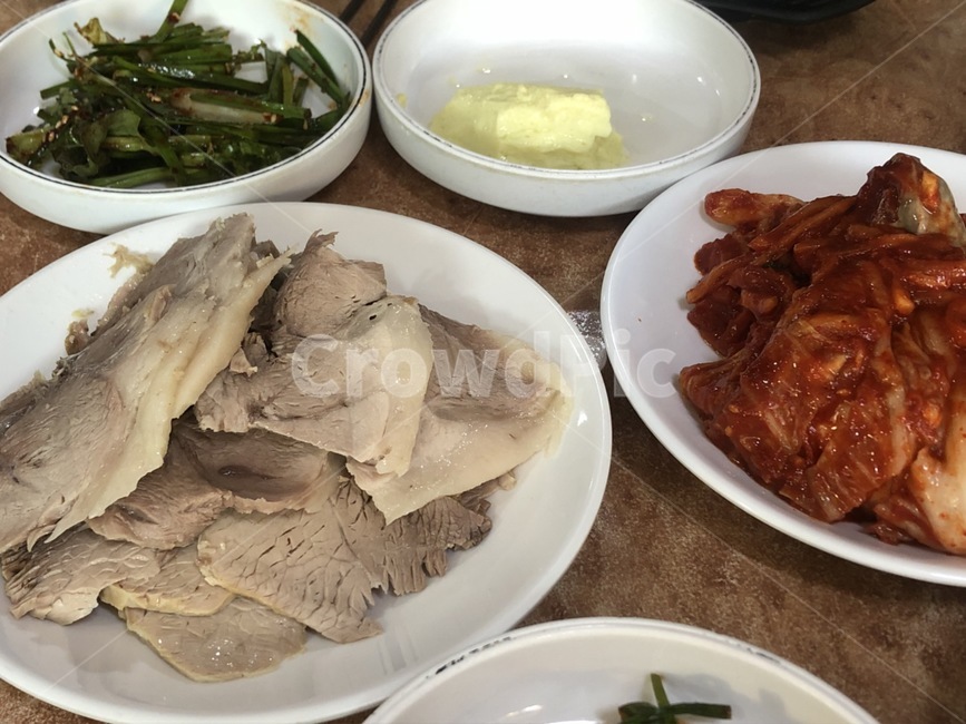 식사,음식,요리,한식,수육,고기,김치