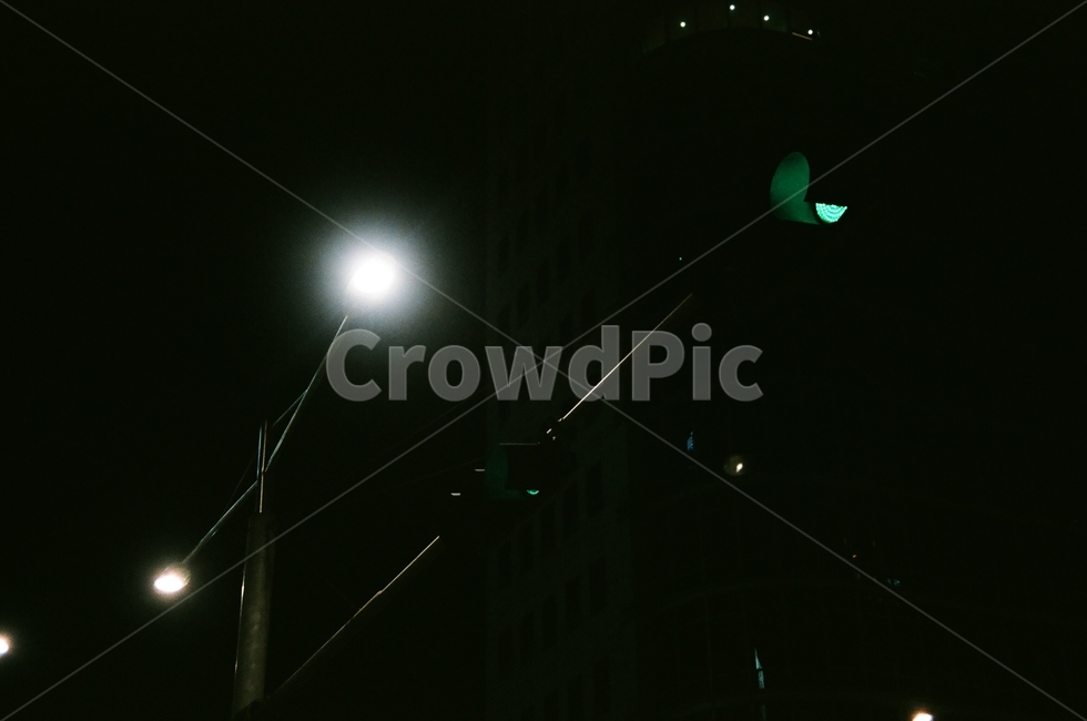 신호등,가로등,밤,밤하늘,초록불,야경,밤,풍경,nightscape,night,landscape,감성,sensible,feeling,교통,교통수단,traffic,transportation,light,빛,flare,플레어