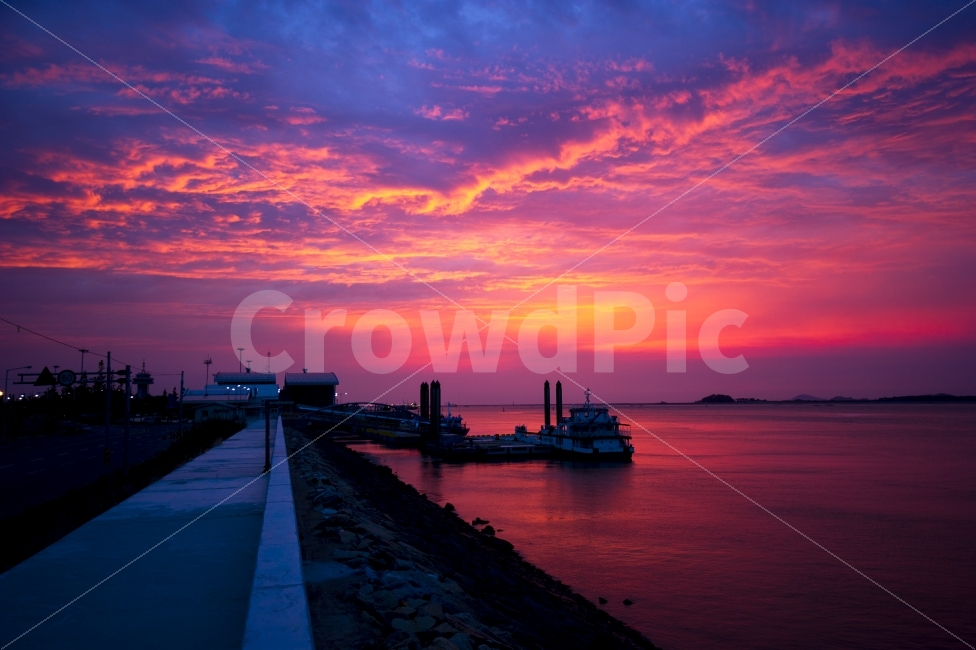 노을,석양,방파제,일몰,풍경,구름,여행,자연,풍경,nature,landscape,water,물,waterfront,워터 프론트,pier,교각,port,포트
