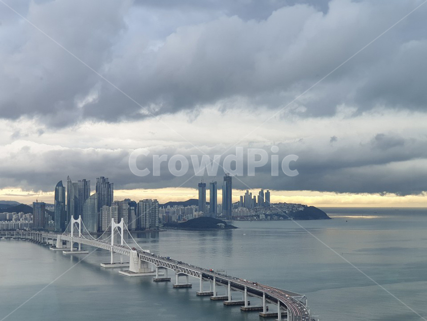 광안대교,마린시티,구름,lct,달맞이고개,cloud,sea,sky,busan,bridge,gwanganbridge