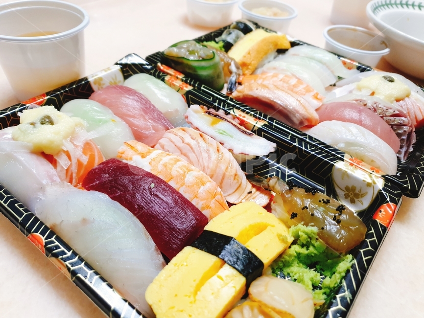 sealife,해양생물,seafood,해물,food,음식,sushi,스시,초밥,플레이팅,연어초밥,연어,새우,새우초밥,참치,저녁,점심,dinner,lunch,회