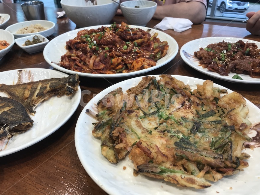 food,음식,meal,식사,restaurant,레스토랑,파전,쭈꾸미