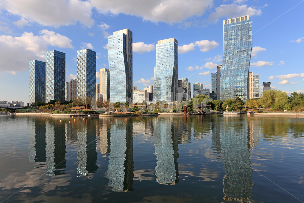 송도,송도신도시,빌딩,고층빌딩,도시,도심,스카이라인,현대,건축,건축물,현대건축,하늘,공원,센트럴파크,호수,강,호수공원,풍경,현대적,현대적인,도시적,도시적인,비지니스,비즈니스,도시풍경,도심풍경,건물,아파트,물,물결,반영,신도시,송도국제도시,국제도시,인천,한국,도시,풍경,city,landscape,한국도시풍경,한국도시경관,korea cityscape,building,high rise,고층 건물,시티,town,urban,어반,metropolis,중심지